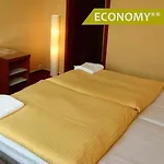 Ludmila Hotel 3*