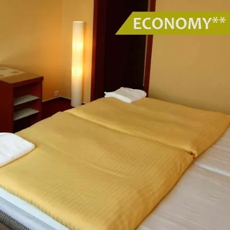 Ludmila Hotel 3*